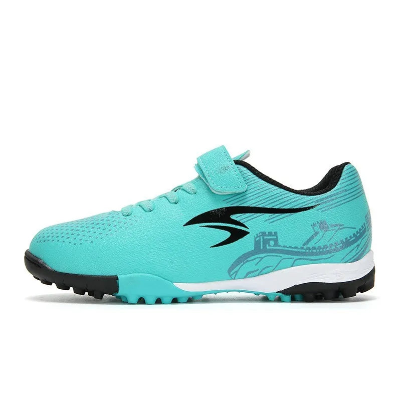 Chaussures de football SUNAIS légères pour terrain synthétique, coupe basse avec maintien de la cheville, spéciales pour terrains en plastique/aires de jeux scolaires