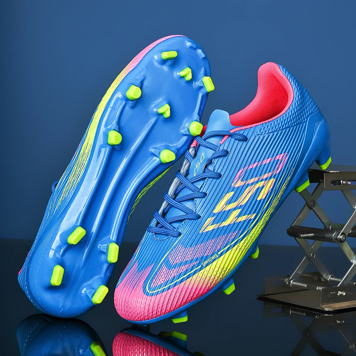 Chaussures de football unisexes pour hommes, modèle AG FG, avec tige en polyuréthane résistant et crampons en caoutchouc robustes, idéales pour les matchs de football en extérieur, sur gazon et pour les activités sporti