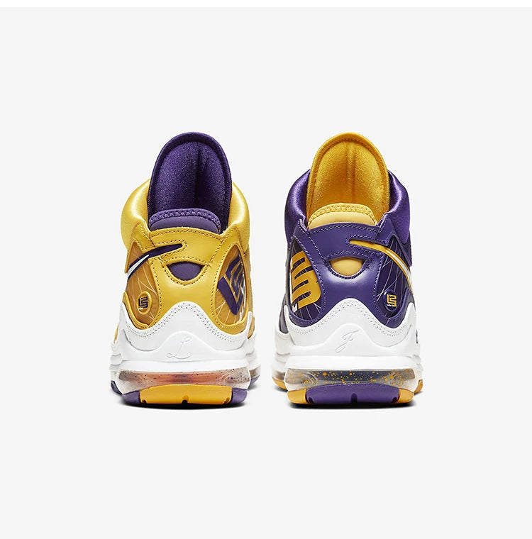 Nike Authentic Lebron 7 LBJ7 James herrbasketskor för spel på plan CW2300-500