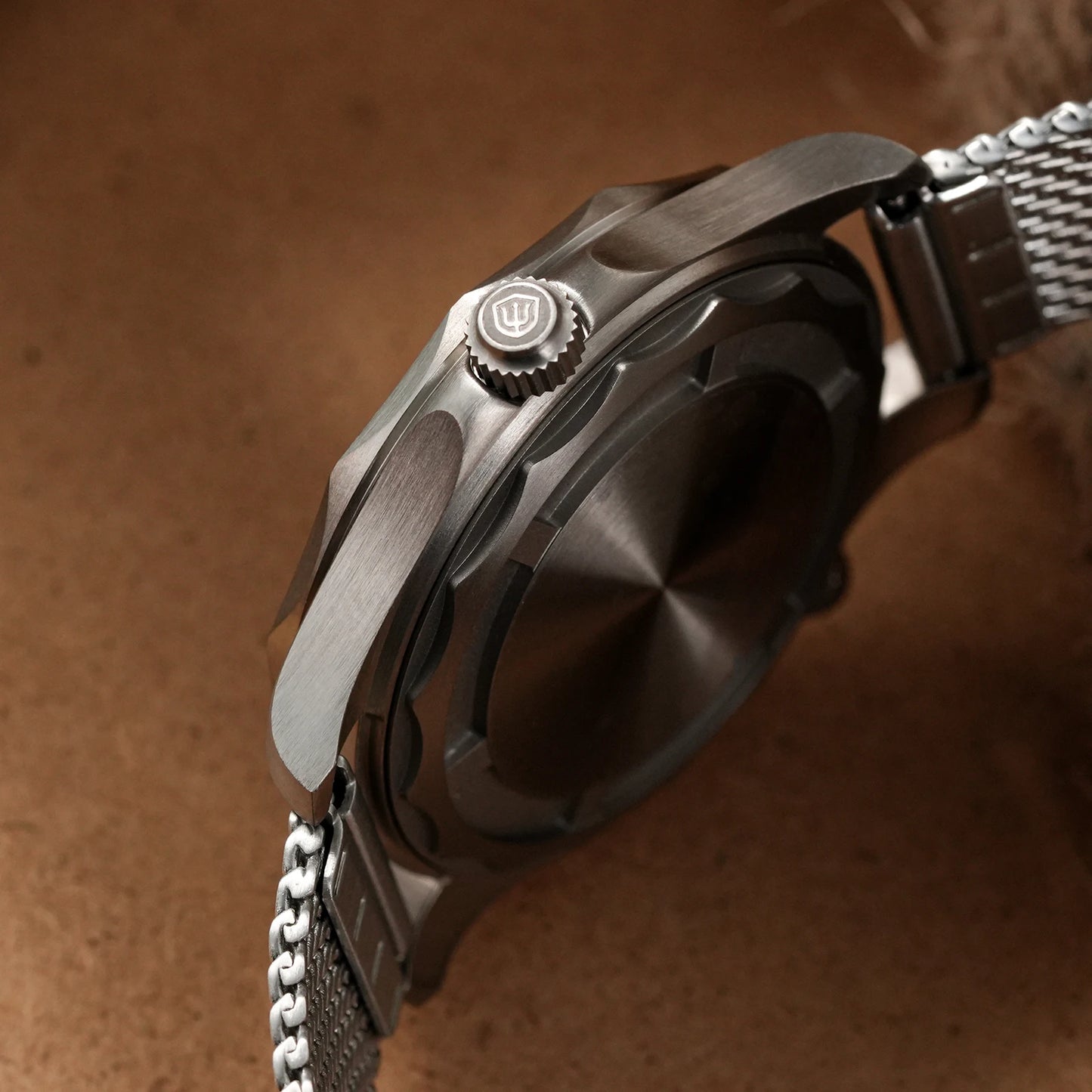Watchdives WD007Q Diver Watch VH31 Sweep Second Quartz Movement Luminous Domed Sapphire Crystal Watches 42mm Titanium Watches