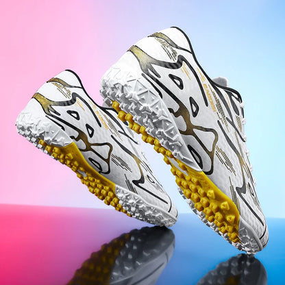 Nouvelles chaussures de football professionnelles pour hommes, chaussures de football antidérapantes, unisexes, respirantes, chaussures de futsal, nouvelles chaussures à crampons, livraison directe, ultralégères