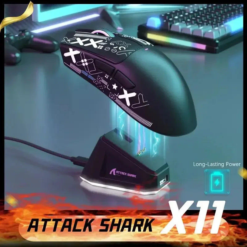 Alkuperäinen tuotemerkki ATTACK SHARK X11 langaton pelihiiri lataustelakalla, PixArt PAW3311 -pelisensori, Origin BT/2.4G langaton/langallinen