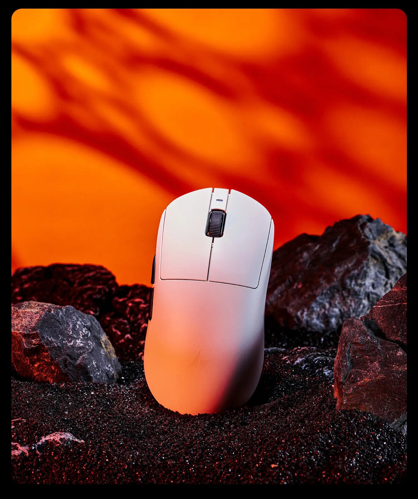 Bezdrátová herní myš ATK A9 s technologií NearLink, ergonomická, PAW3395, třírežimové Bluetooth, nízká latence, e-sportovní myš pro PC