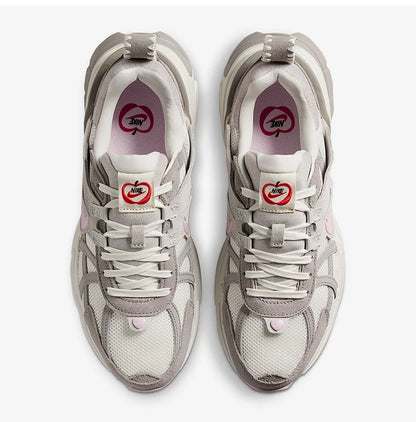 Nike Authentic V2K RUN Sneakers da donna in rete traspiranti, stile retrò e casual HV5997-161