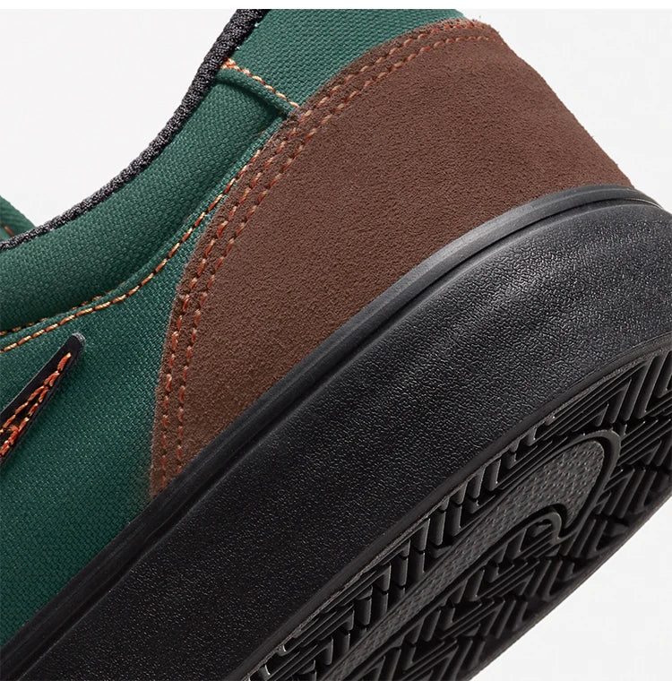 Nike eredeti SB Chron 2 uniszex, párnázott, könnyű, panelos gördeszkás cipő DM3493-606