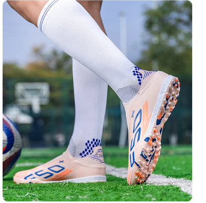 New Men’s Soccer Shoes Grass Football Boots Ultralight Sport Comfortable Indoor Cleats Non-Slip FG Turf Futsal Adult Non-Slip
