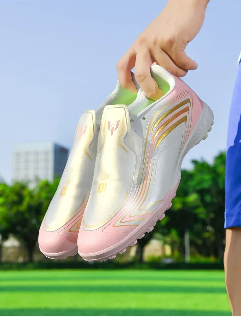 Nouvelles chaussures de football pour hommes, baskets de futsal, crampons de haute qualité, antidérapantes, chaussures de football d'intérieur, pour terrain synthétique, best-seller, montantes, pour extérieur