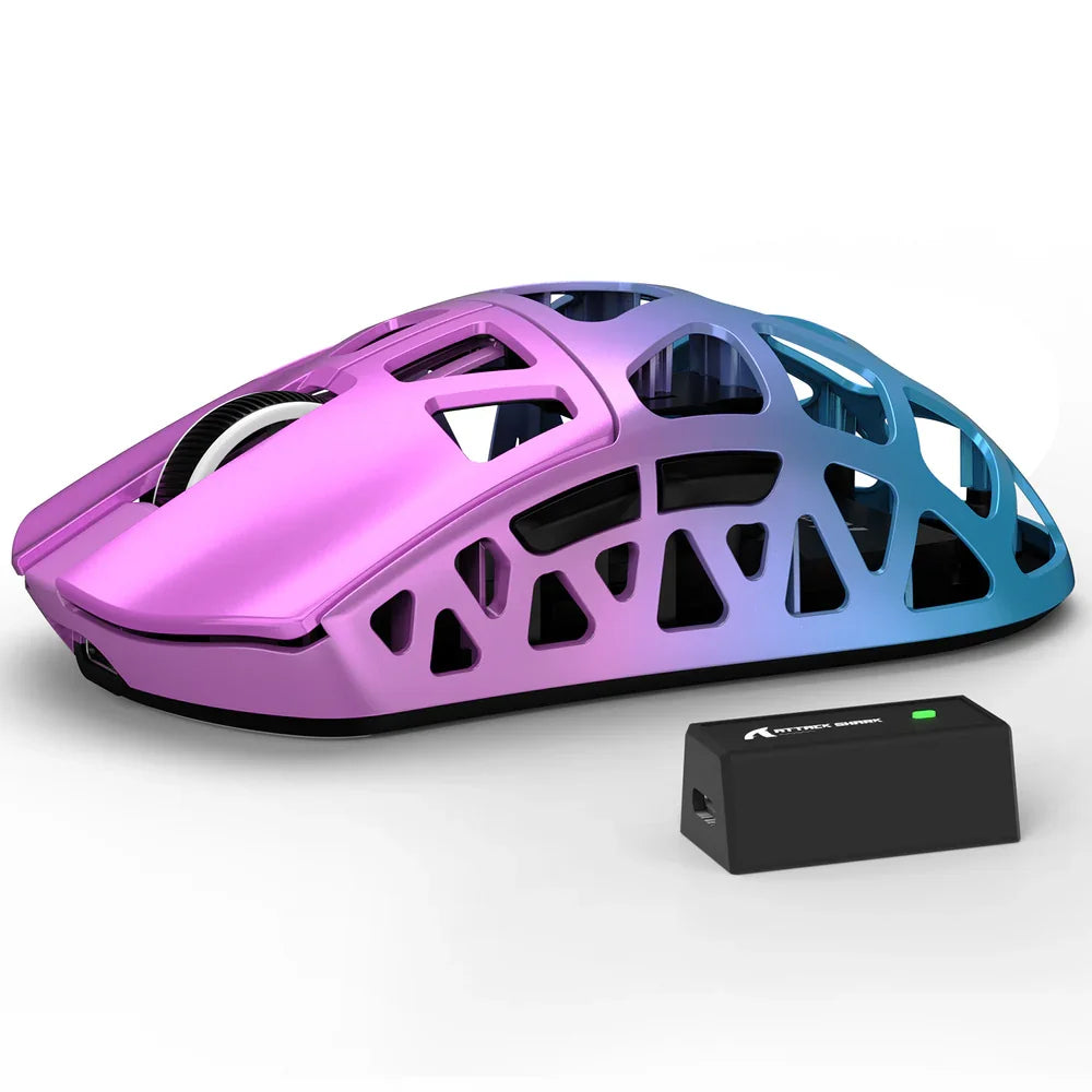 Gaming miška ATTACK SHARK R3 iz magnezijeve zlitine 8K SUPERLIGHT 8000Hz, 6 nastavljivih stopenj DPI do 26000, PAW3395, BT/2.4G brezžična/žična