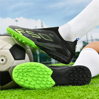 New Men's Football Boots Futsal Non-Slip Turf Comfortable Ultralight FG Grass Cleats Soccer Shoes Sport Indoor Adult Non-Slip
