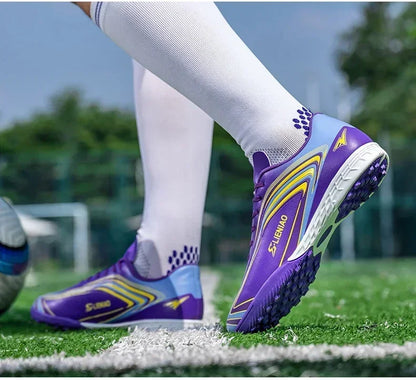 Nouvelles chaussures de football pour hommes, crampons de futsal, chaussures de soccer, chaussures de match, baskets d'intérieur de haute qualité, best-seller, antidérapantes, pour entraînement et extérieur