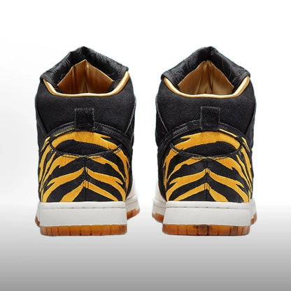 Nike Dunk Retro Premium »God of Wealth« unisex superge z edinstvenim dizajnom, udobne, oblazinjene in trpežne za vsakdanjo rabo DQ4978-001