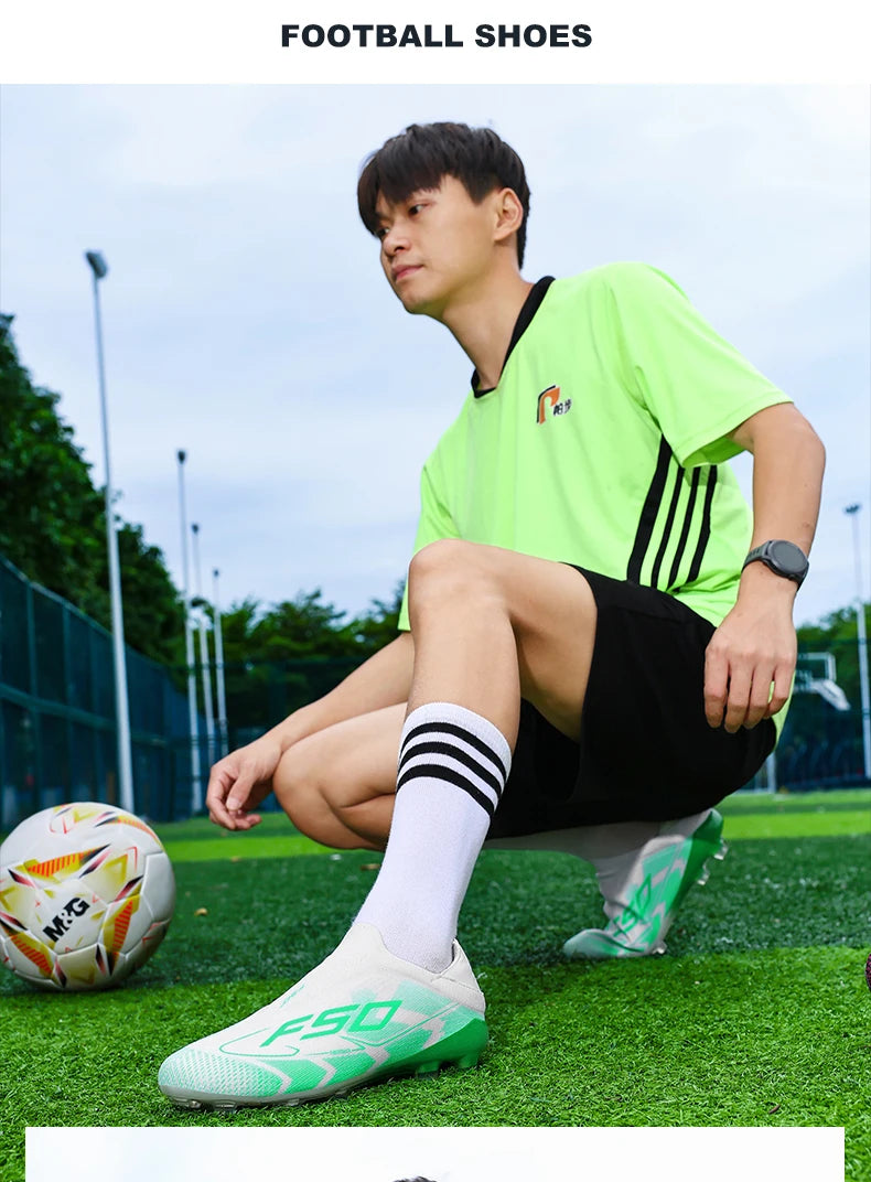 New Men Soccer Shoes Match Football Boots Non-Slip Boys High-quality Outdoor Sneakers Grass Cleats Hot-selling High-top Light