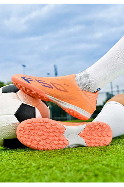 New Men's Football Boots Turf Soccer Shoes Sport Ultralight Comfortable Cleats Futsal Non-Slip FG Grass Indoor Adult Non-Slip