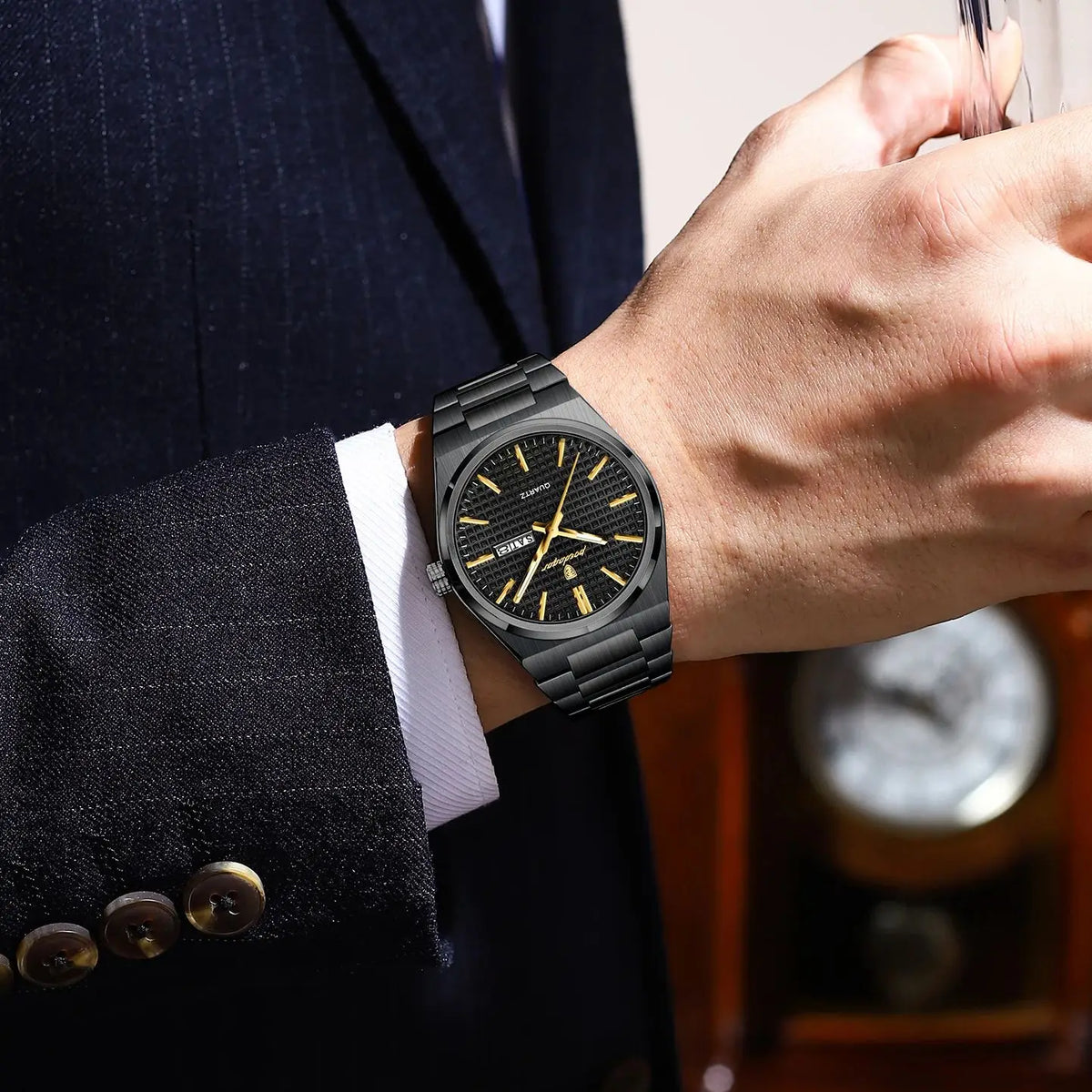 Montre-bracelet de luxe pour homme POEDAGAR, étanche, lumineuse, en acier inoxydable, avec date et jour de la semaine, à quartz, style business.