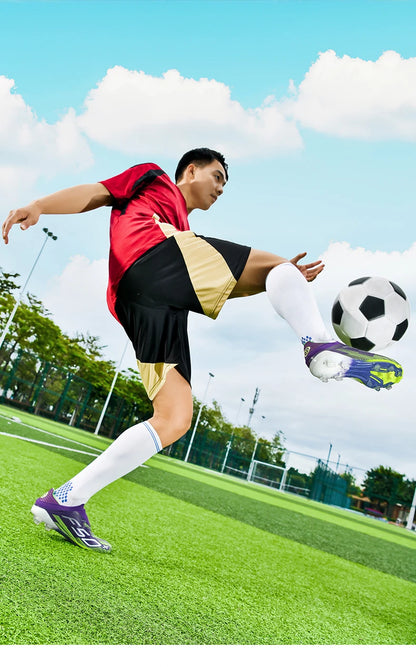 New Men's Football Boots Futsal Non-Slip Turf Comfortable Ultralight FG Grass Cleats Soccer Shoes Sport Indoor Adult Non-Slip