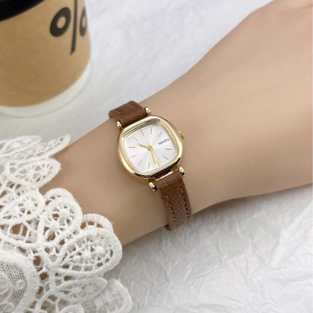 Hot Sale Women Watch Simple Small Dial Quartz Watches Luxury Ladies Gift Wristwatch Fashion Student Leather Strap Clock Relógio