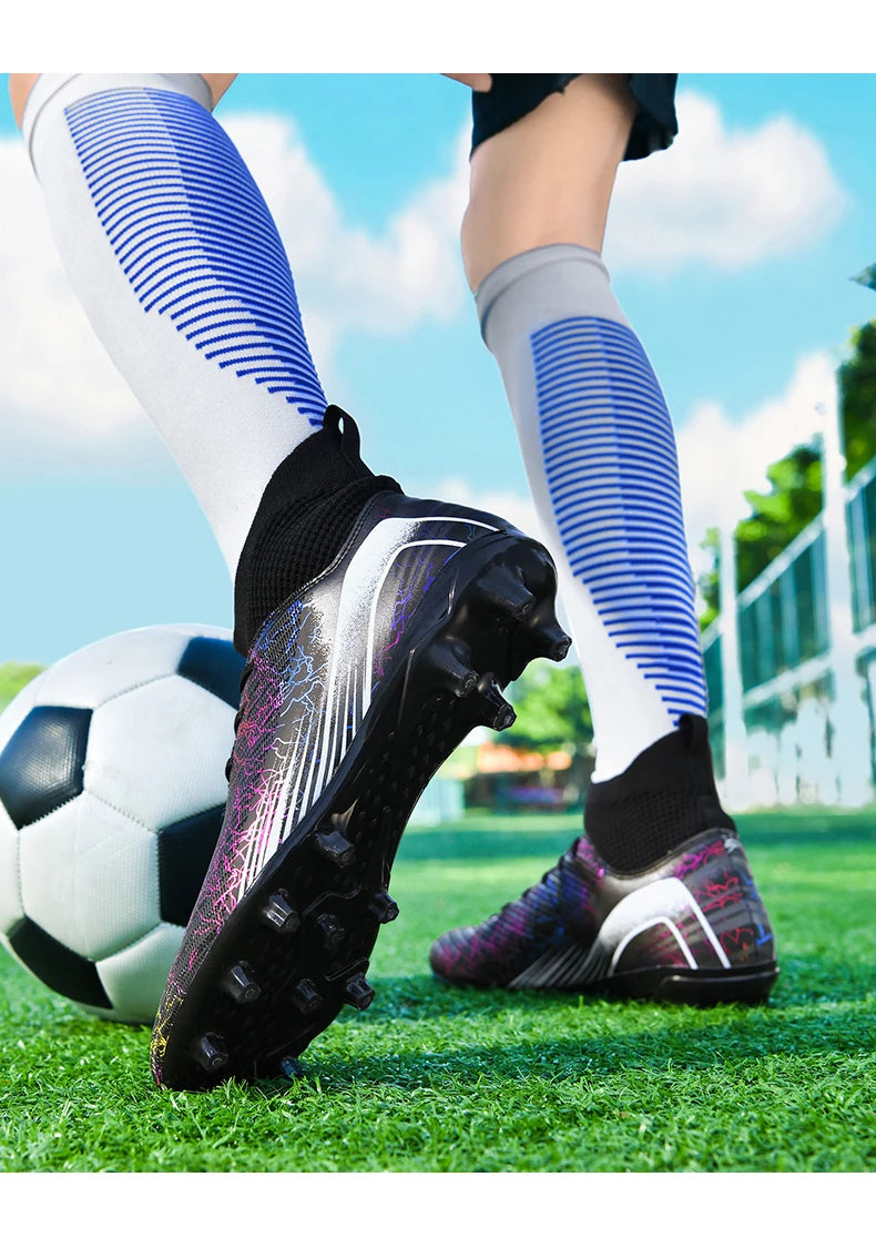 Nouvelles chaussures de football professionnelles pour hommes, chaussures de football antidérapantes, unisexes, respirantes, chaussures de futsal, nouvelles chaussures à crampons, livraison directe, ultralégères
