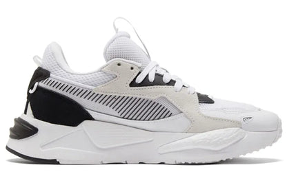 Baskets Puma RS-Z blanches et noires 381640-04