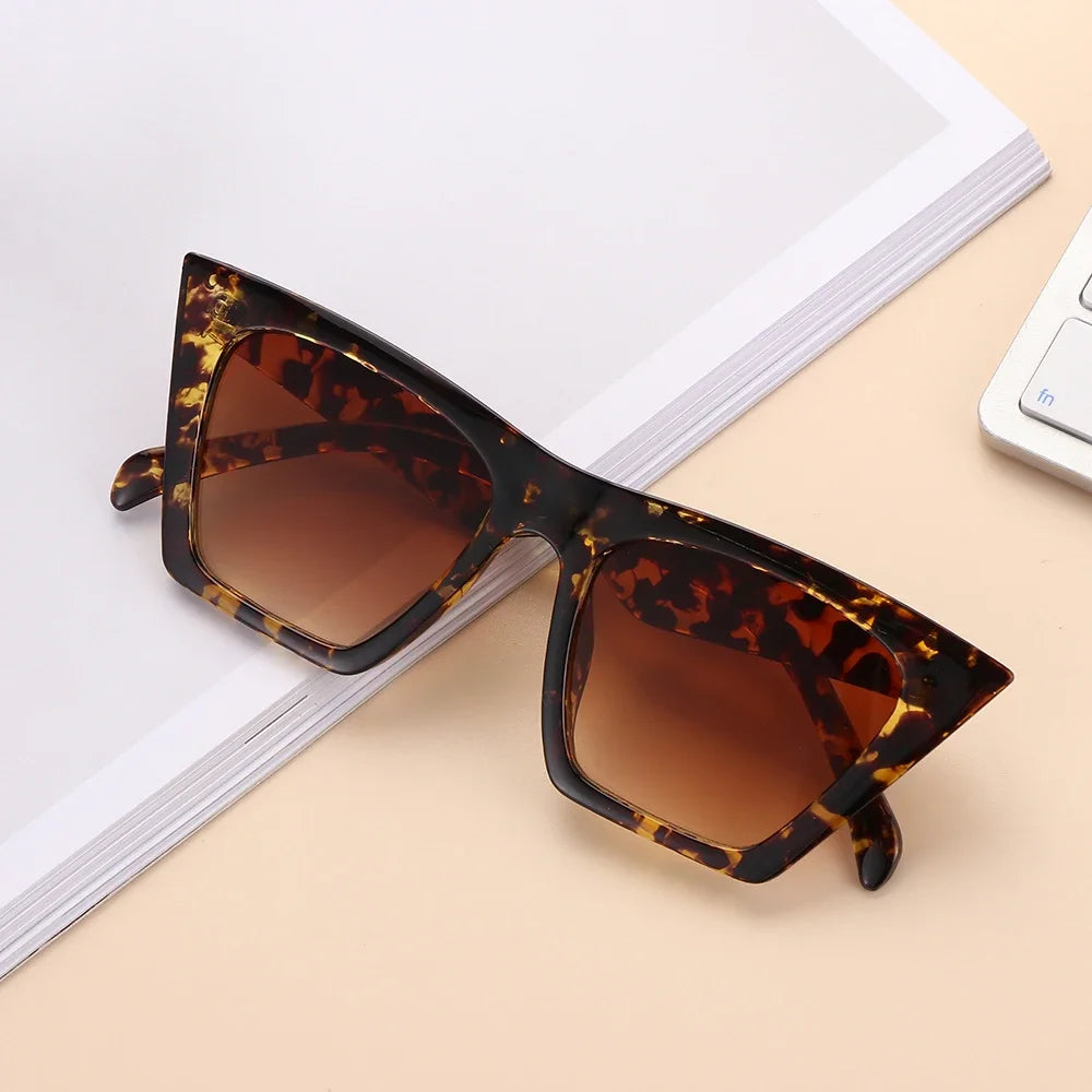 NEW Fashion Square Sunglasses Women Designer Luxury Man/Women Cat Eye Sun Glasses Classic Vintage UV400 Outdoor Oculos De Sol