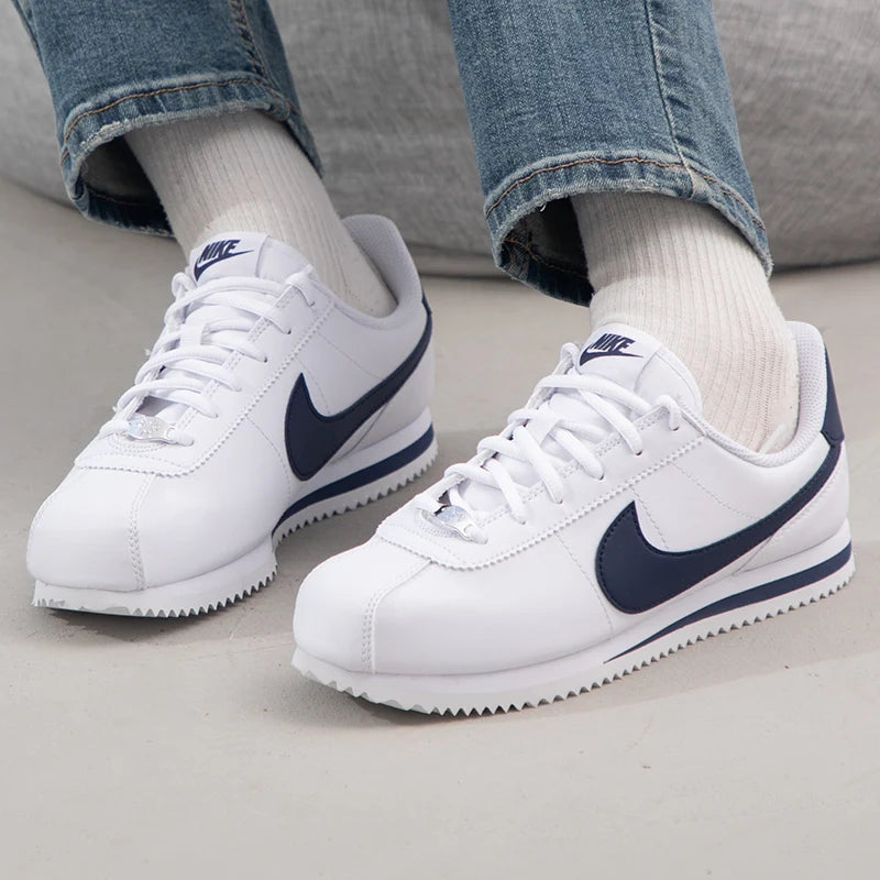 Nike ženski čevlji Cortez Basic Sl Bg športni čevlji vsakodnevni čevlji zračni klasični beli čevlji superge 904764-106