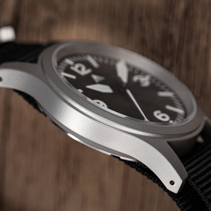 Militado ML05 36912 Watch VH31 Sweep Seconds Movement Dome Sapphire Crystal Watch High Transparency AR Coated 38mm Vintage Watch