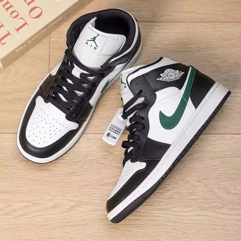 Nike, chaussures de skate mi-hautes pour hommes, tige en cuir, confortables, baskets décontractées pour la ville, DQ8426-004